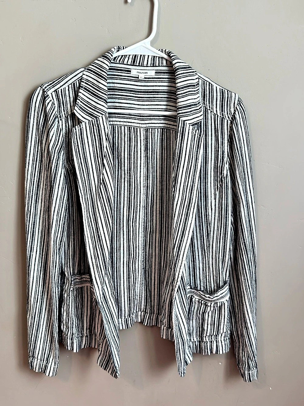 maurices Striped Open Front Blazer White & Black Large Like New